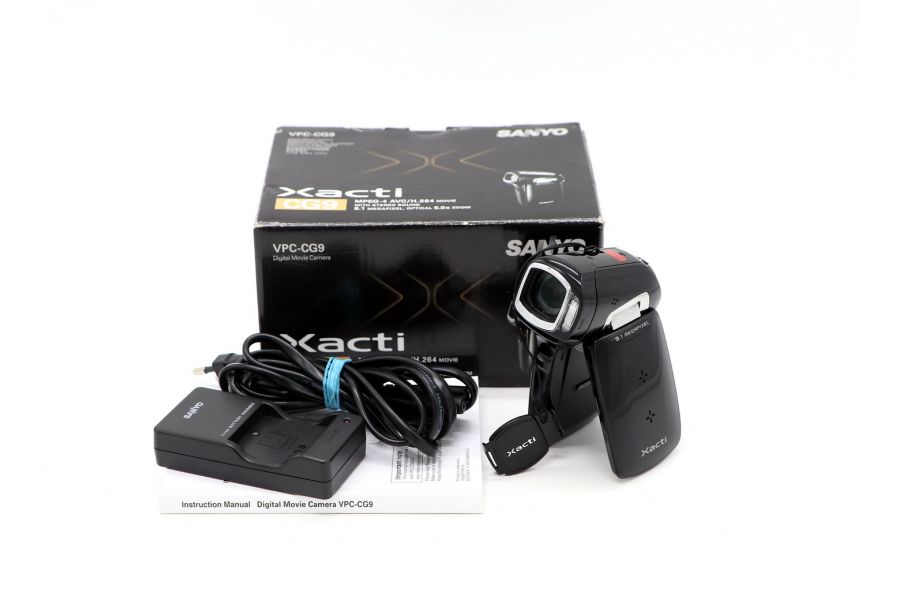 Видеокамера Sanyo Xacti VPC-CG9 в упаковке