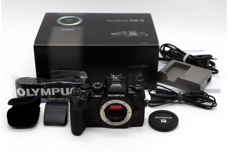 Olympus OM-D E-M1 body б/у в упаковке