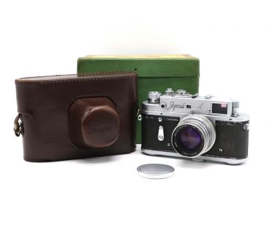 Ранний Зоркий 4 в упаковке, 1957 год