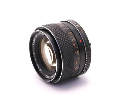 Yashica ML 1.4/50 (Japan, 1980)