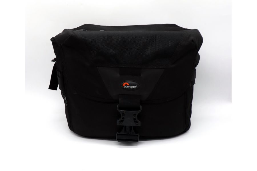 Сумка Lowepro Stealth Reporter D400 AW