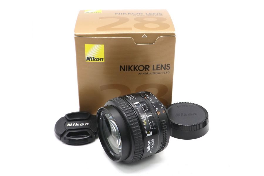 Nikon 28mm/2.8D AF Nikkor в упаковке