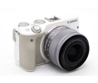 Canon EOS M3 kit в упаковке