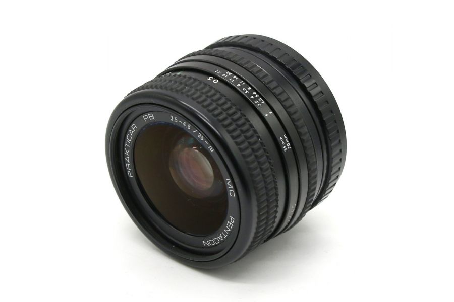 Pentacon Prakticar MC 35-70mm f/3.5-4.5 PB