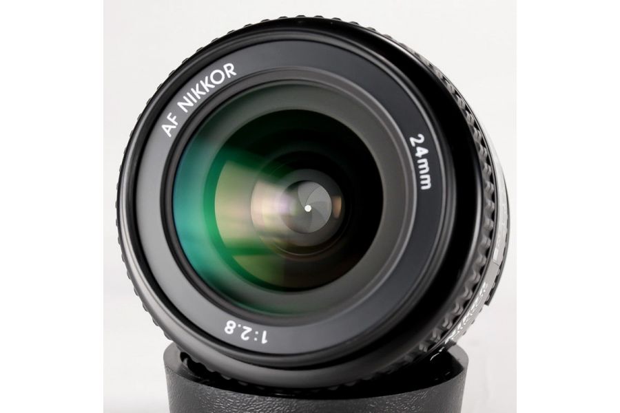Nikon 24mm f/2.8 AF Nikkor