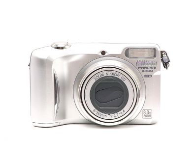 Nikon Coolpix E4800