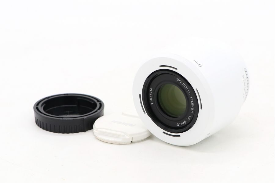 Nikon 30-110mm f/3.8-5.6 VR Nikkor white
