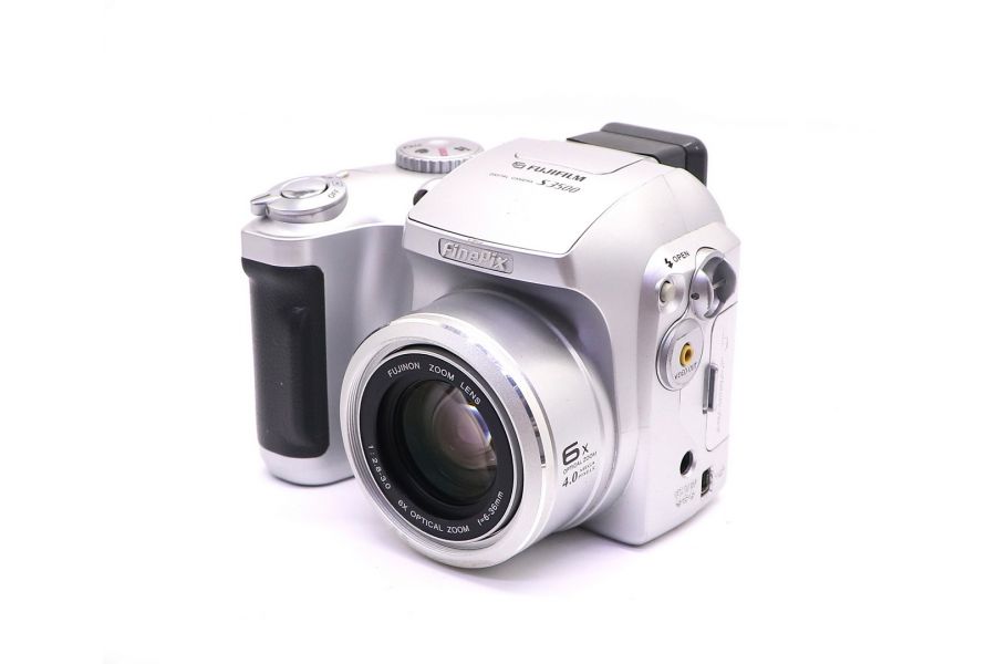 Fujifilm FinePix S3500