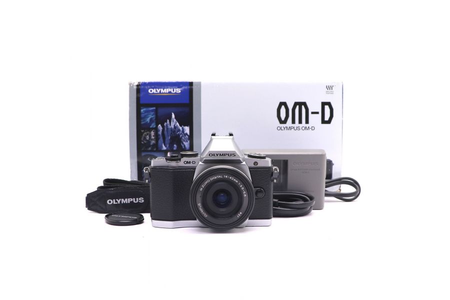 Olympus OM-D E-M5 kit в упаковке (пробег 7610 кадров)