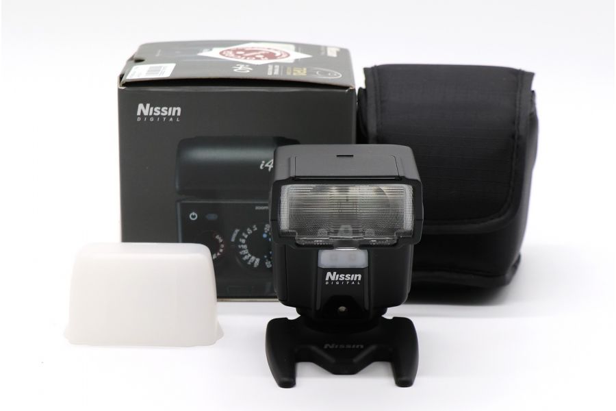 Фотовспышка Nissin i-40 for 4/3 в упаковке