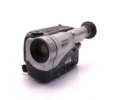 Видеокамера Canon UC-X40Hi компактная (формат Hi8)