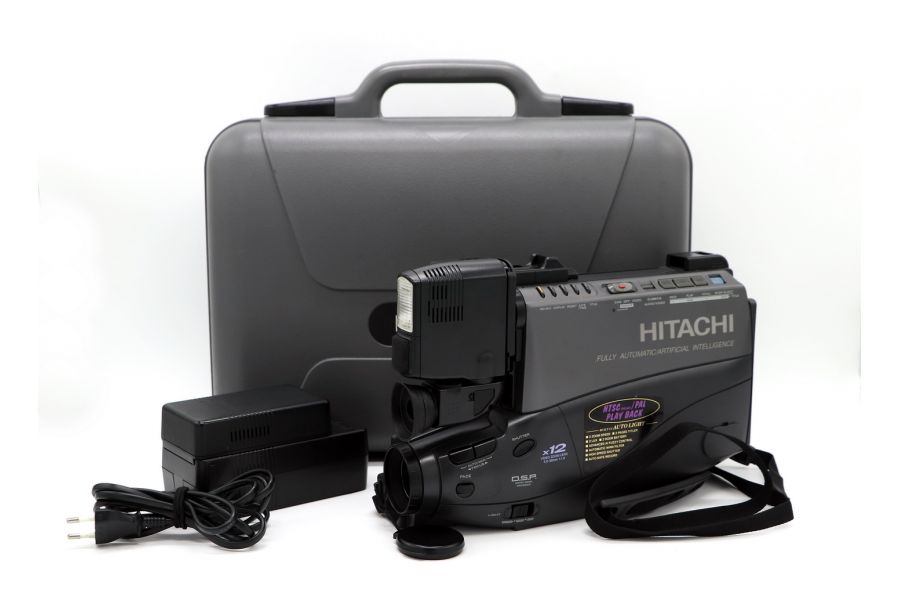 Видеокамера Hitachi VM-2880E