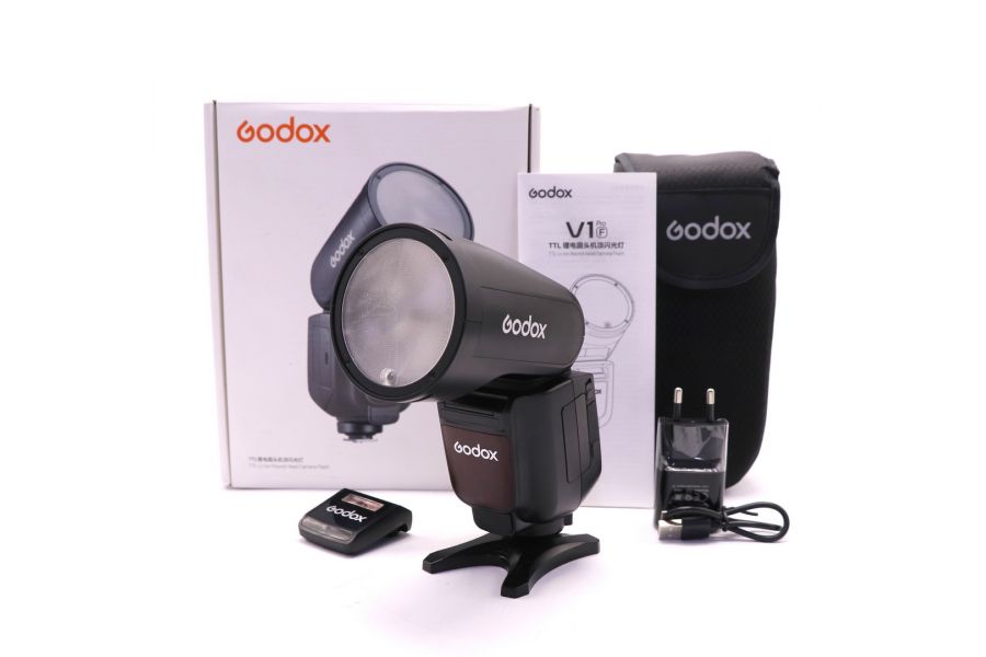 Фотовспышка Godox V1Pro F в упаковке (China)