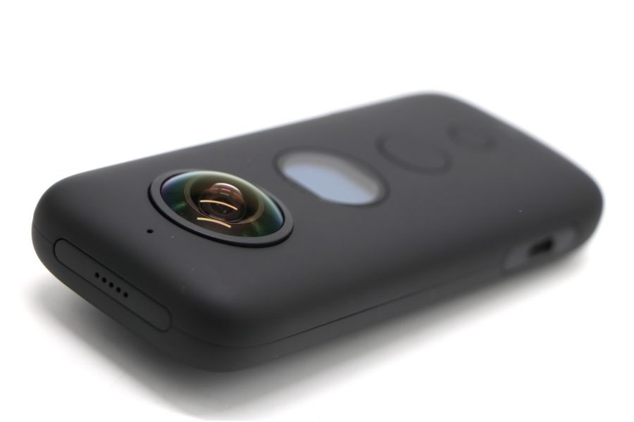 Экшн-камера Insta360 One X