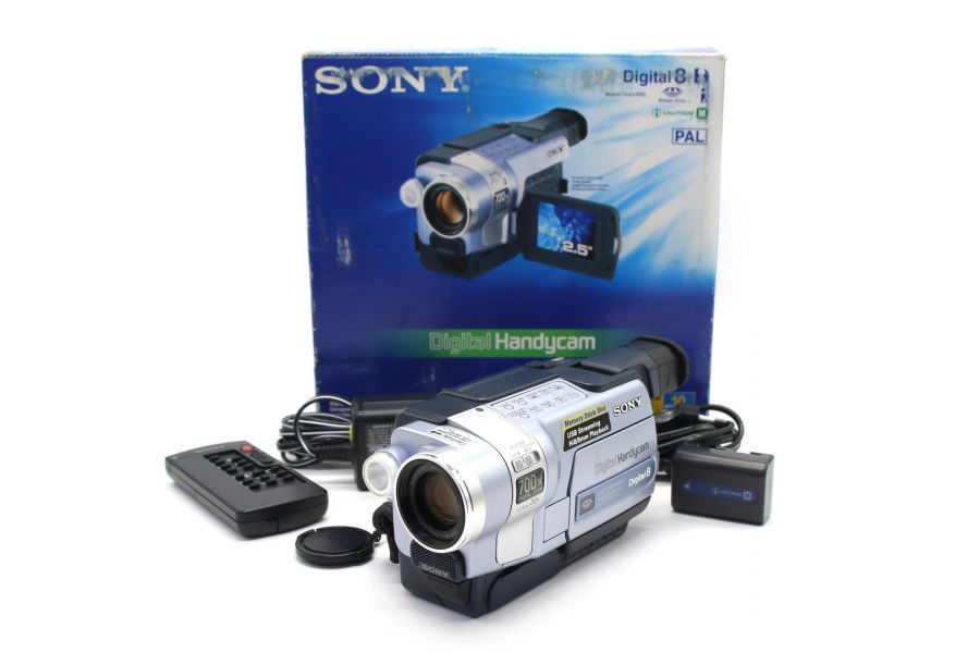 Видеокамера Sony DCR-TRV355E в упаковке