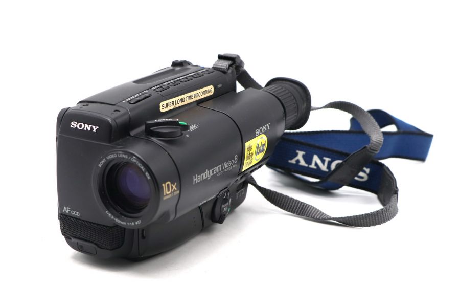 Видеокамера Sony CCD-TR330E