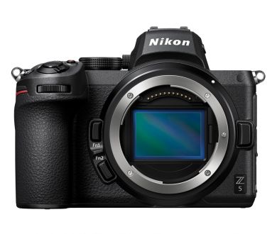 Беззеркальная камера Nikon Z5 body в упаковке