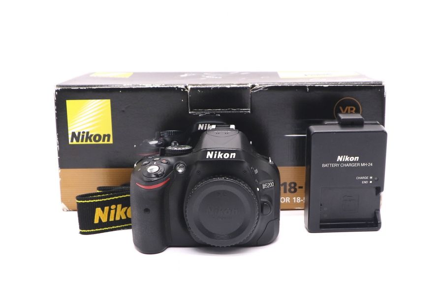 Nikon D5200 body в упаковке (пробег 26275 кадров)