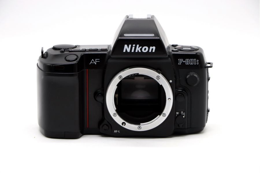 Nikon F-801s body
