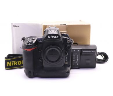 Nikon D3S body в упаковке (пробег 1367635 кадров)