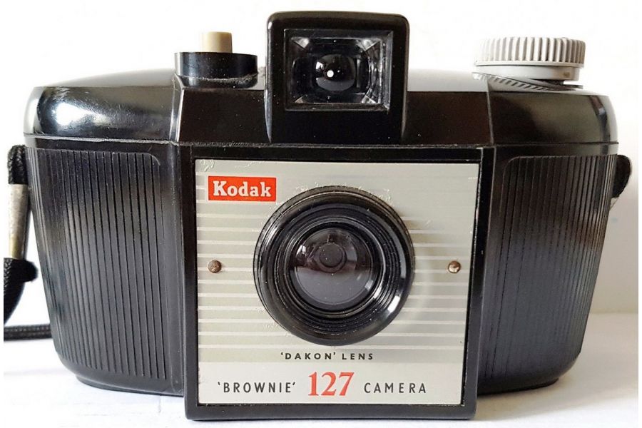 Kodak Brownie 127 Camera (UK, 1960)