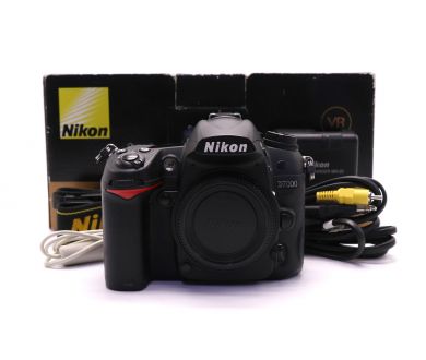 Купить Nikon D7000 body в упаковке (пробег 74500 кадров) Nikon D7000 body в упаковке (пробег 74500 кадров)