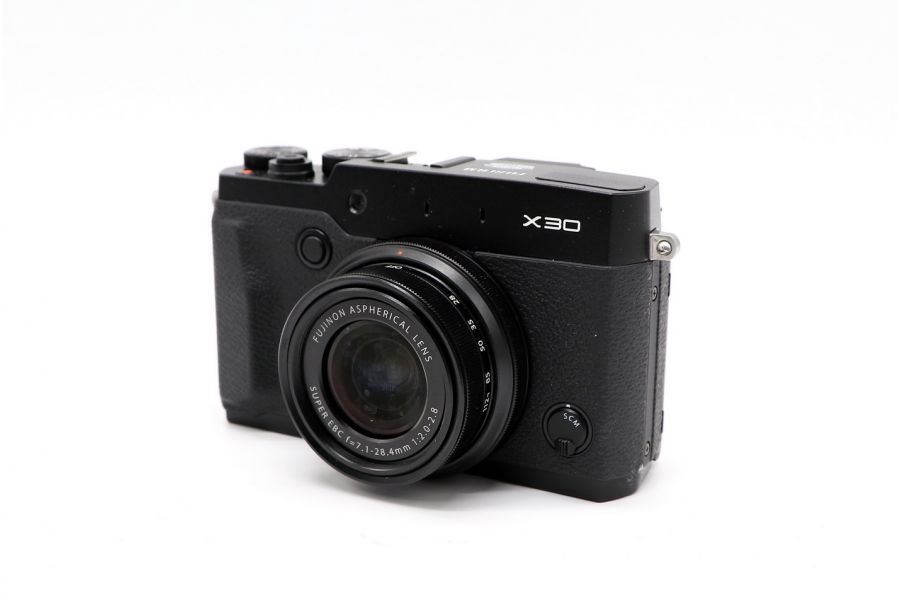 Fujifilm X30 box