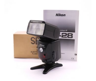 Купить Фотовспышка Nikon Speedlight SB-28 в упаковке Фотовспышка Nikon Speedlight SB-28 в упаковке