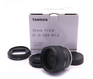 Tamron 35mm F/2.8 Di III OSD (F053) в упаковке