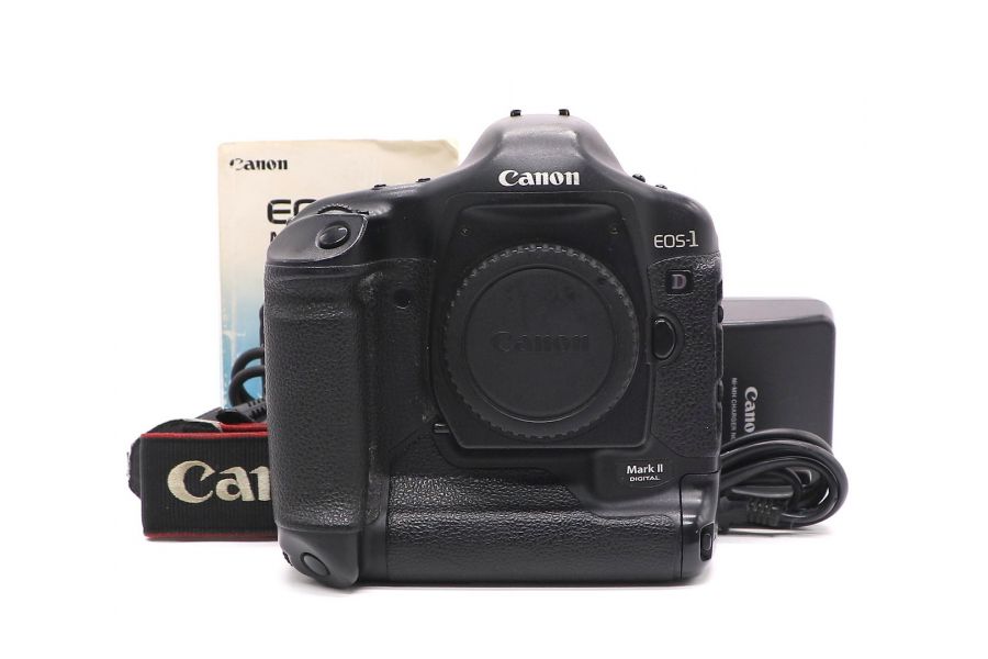 Canon EOS 1D Mark II body (пробег 263790 кадров)