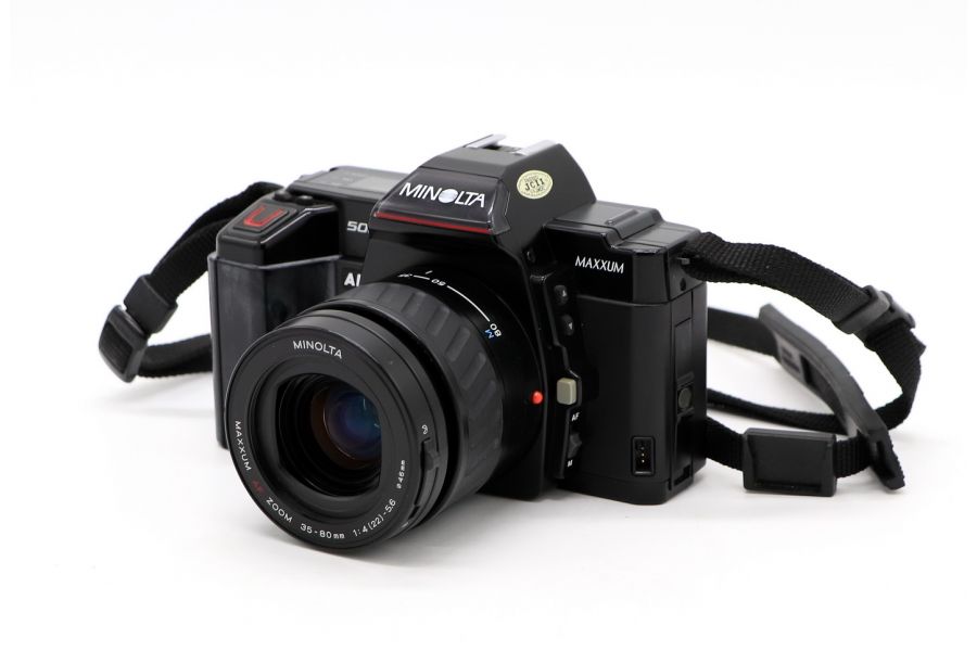 Зеркальный фотоаппарат Minolta Maxxum 5000 kit