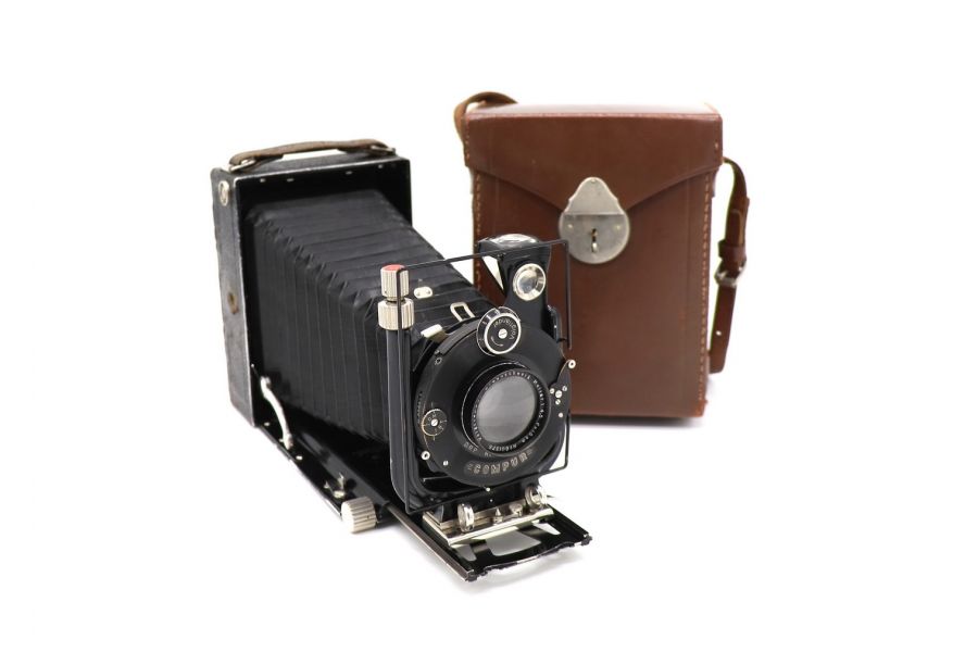 Voigtlander Bergheil 9x12 with Heliar 4.5/15cm