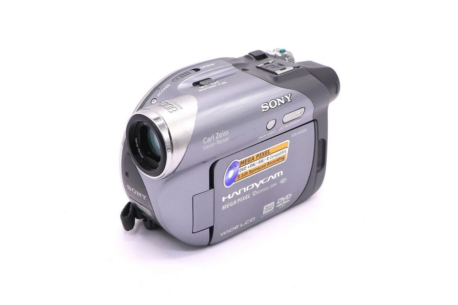 Видеокамера Sony DCR-DVD305E