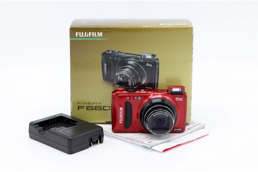 Fujifilm FinePix F660EXR red