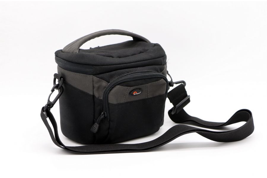 Сумка LowePro Cirrus 110