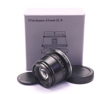 TTartisan 35mm F1.4 APS-C for Micro 4/3 в упаковке