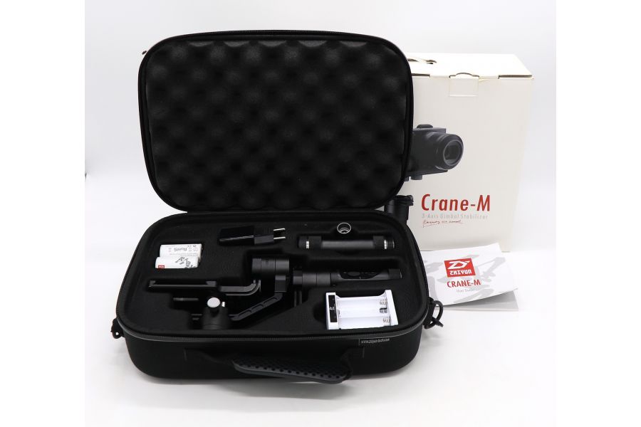 Стедикам Zhiyun Crane-M в упаковке