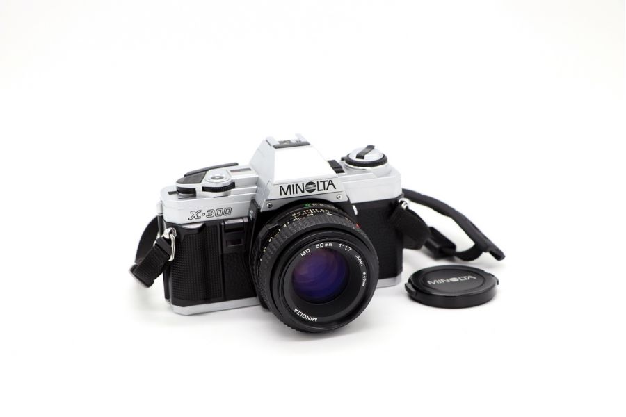 Minolta X-300 + Minolta MD 1.7/50