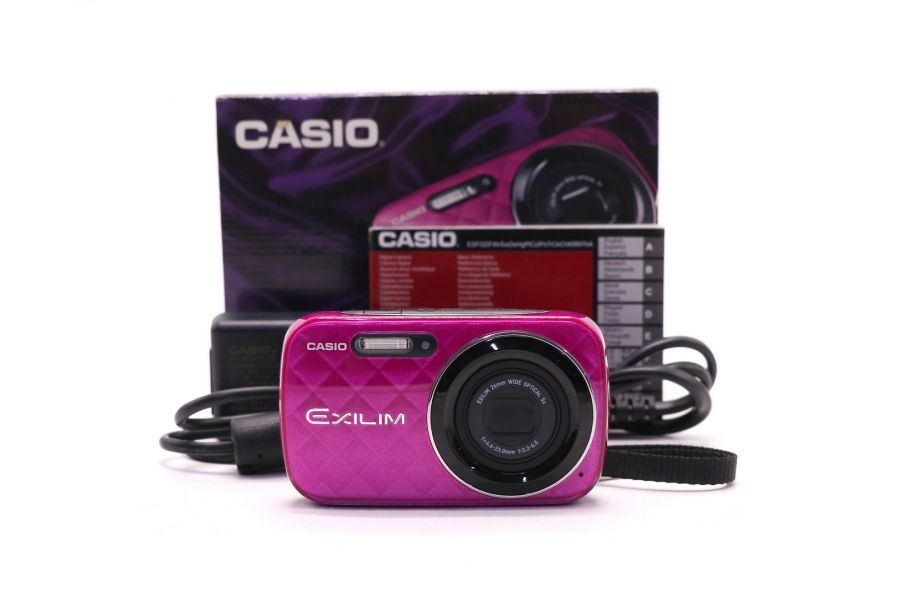 Casio Exilim EX-N10 в упаковке компактная камера