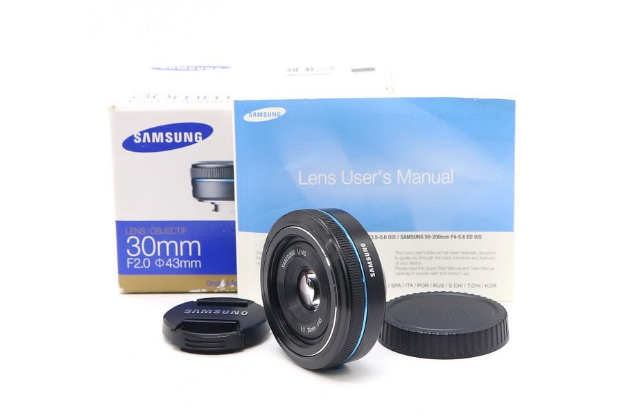 Samsung 30mm f/2.0 в упаковке