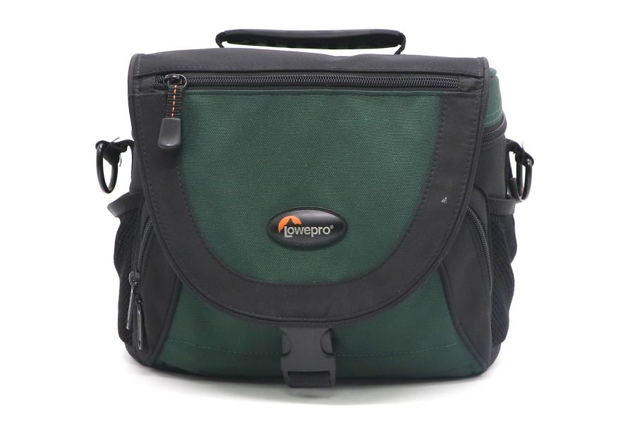 Сумка LowePro Nova 3 AW