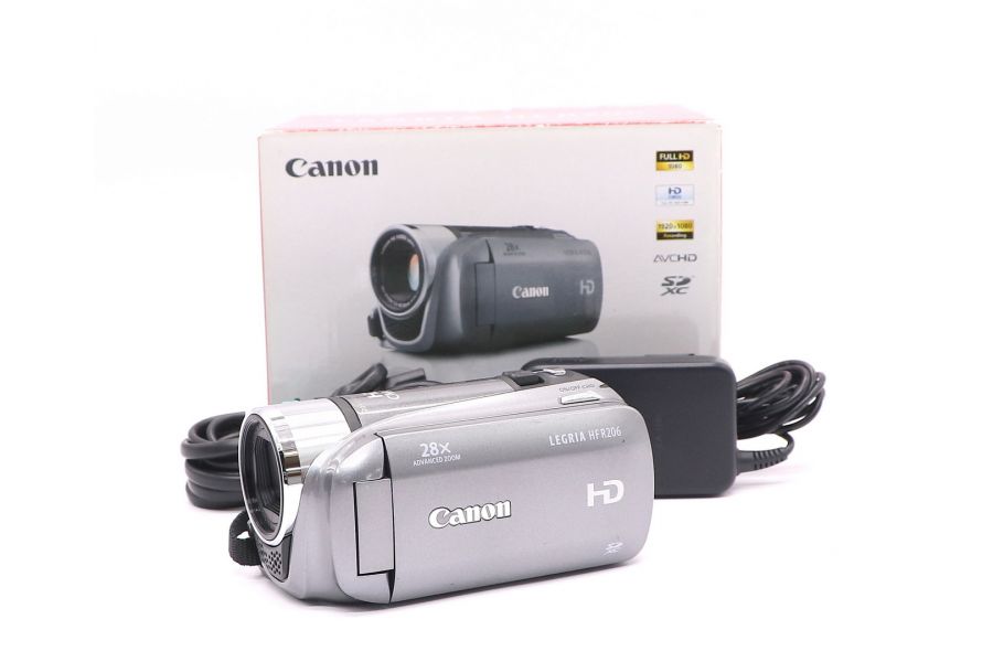 Видеокамера Canon LEGRIA HF R206 в упаковке