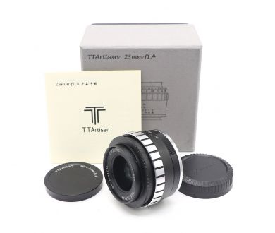 TTArtisan 23mm f/1.4 Fujifilm X в коробке