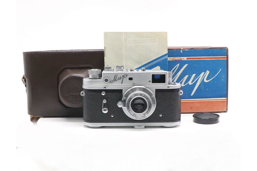 Мир + Индустар-50 в упаковке (СССР, 1959)