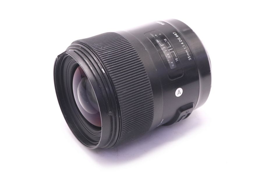 Sigma AF 35mm f/1.4 DG HSM Art Canon EF (Japan, 2017)