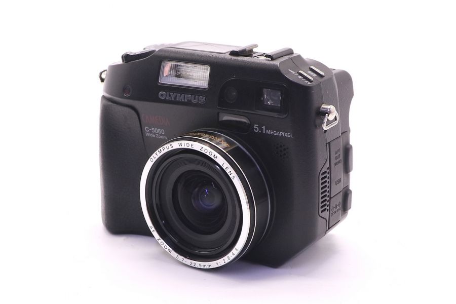 Olympus C-5060 Wide Zoom Camedia (Japan, 2004)