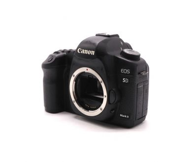 Canon EOS 5D Mark II body (пробег 32000 кадров)