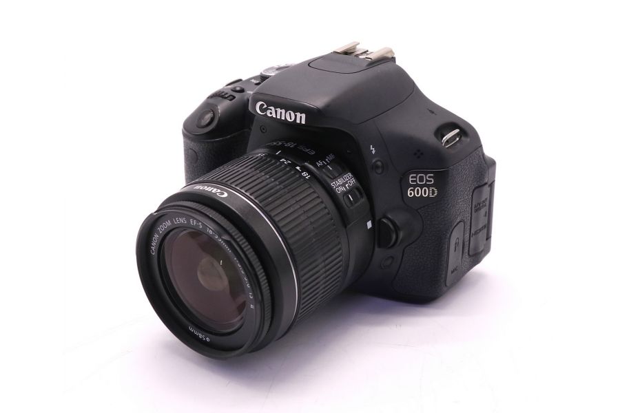 Canon EOS 600D kit (пробег 19890 кадров)
