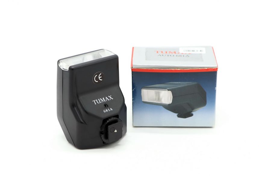 Фотовспышка TUMAX Auto 681A