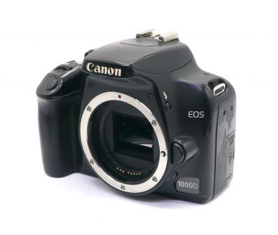 Canon EOS 1000D body (пробег 255190 кадров)